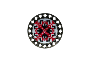 Набір для вишивання брошки із закодованим ім'ям "Людмила" MES080