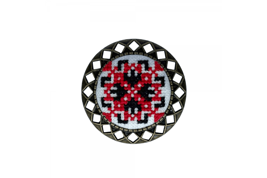 Набір для вишивання брошки із закодованим ім'ям "Людмила" MES080