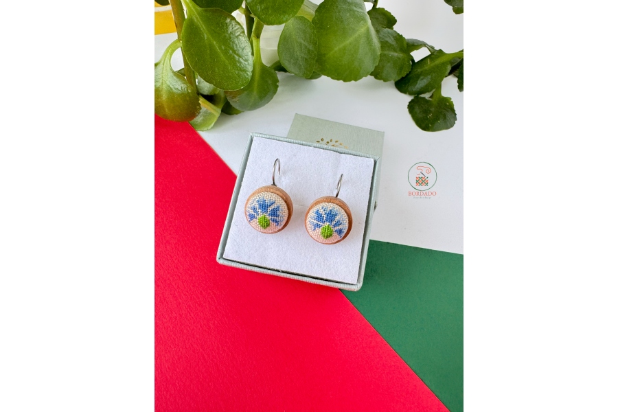 Сережки з вишивкою "Волошки" МС004